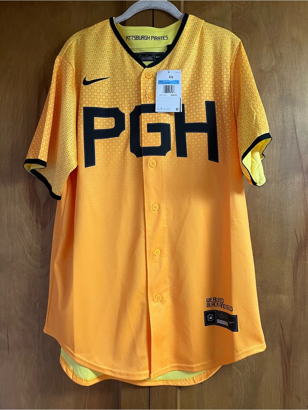 Pittsburgh Pirates Jersey nwt Stargell #8 Nike city connect Sz M